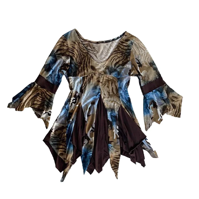 Weekend Savings Fiesta Pattern V-neck Asymmetrical Hem Top