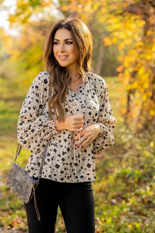 Extra Discount Floral Cinched Trim Tie Blouse