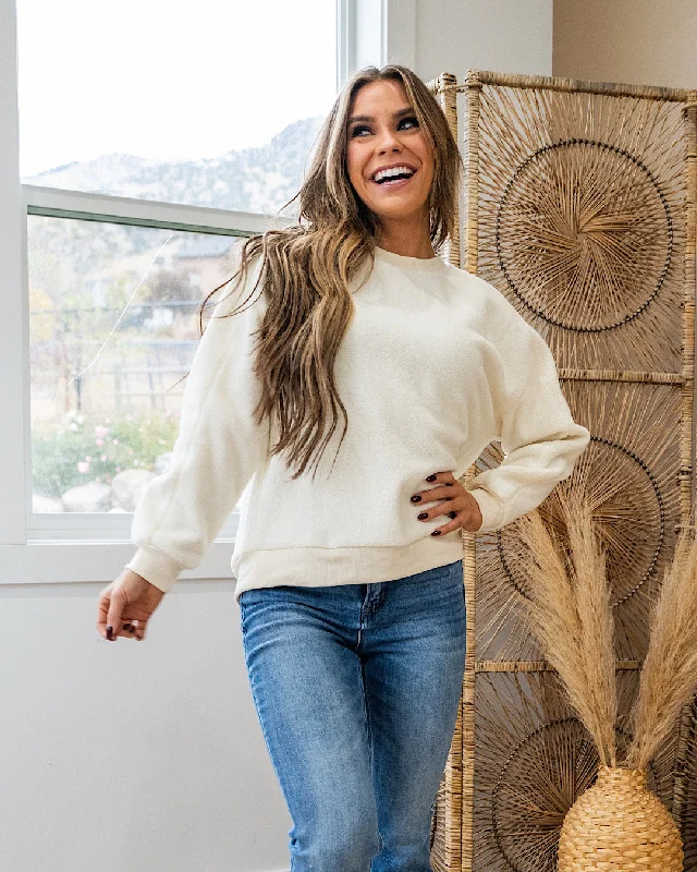 Weekend Specials to Cherish Della Cozy Fleece Pullover - Cream