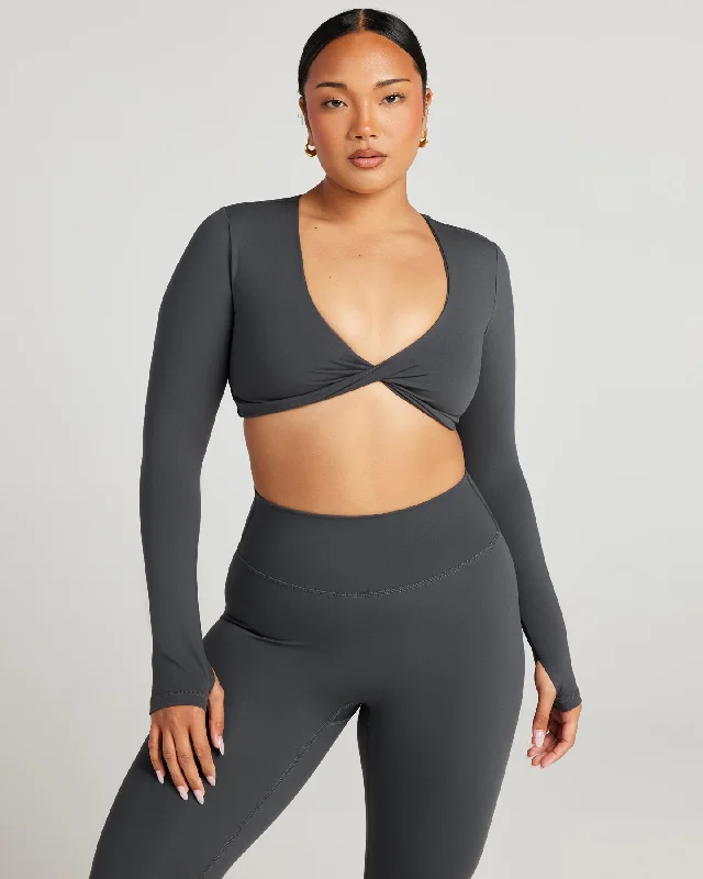 Savings Event Aura Vantage Long Sleeve - Charcoal