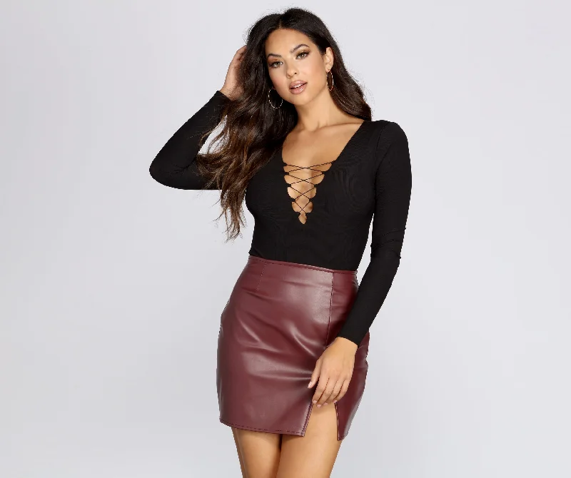 Weekend Offers That Shine Long Sleeve Lace Up Bodysuit