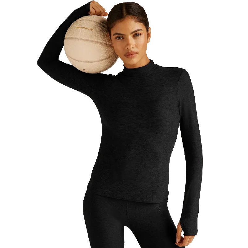 Midnight Sale Women's Featherweight Moving On Pullover