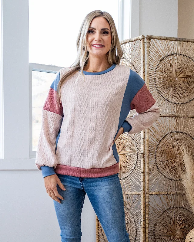 Super Bargain NEW! Elizabeth Cable Knit Color Block Top - Light Taupe