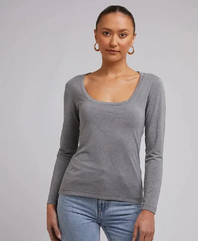 Weekend Specials to Love Silent Theory Harper Long Sleeve