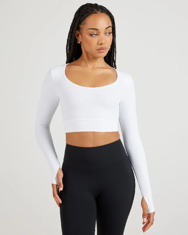 Closeout Deal Airey Scoop Crop Long Sleeve - White