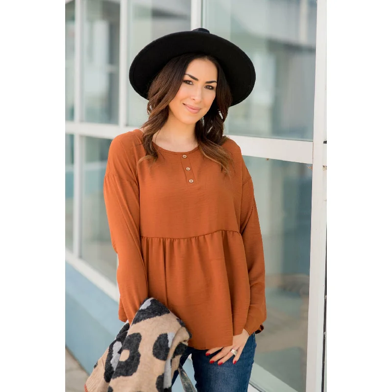 Discount Mania Front Swoop Blouse