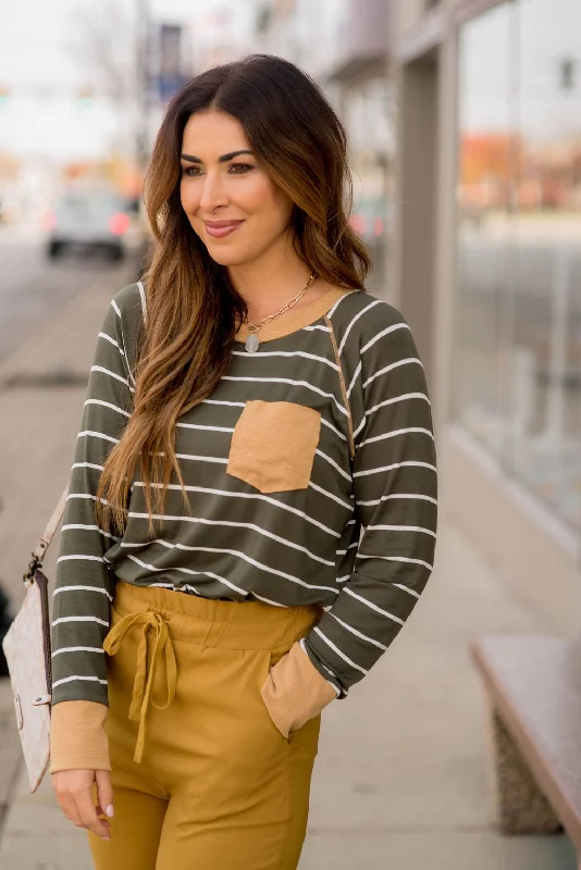 Act Now Textured Solid Trim Striped Tee