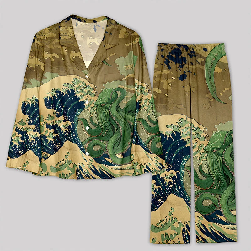 Deal of the Day Ukiyoe Waves Cthulhu Pajamas Set