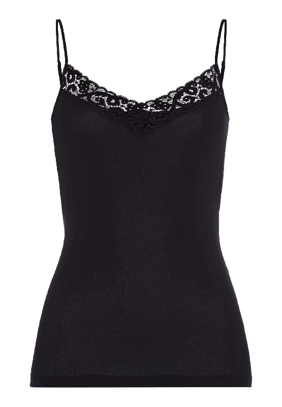 Weekend Deals That Wow Moments V-Neck Camisole | Black 71485-019