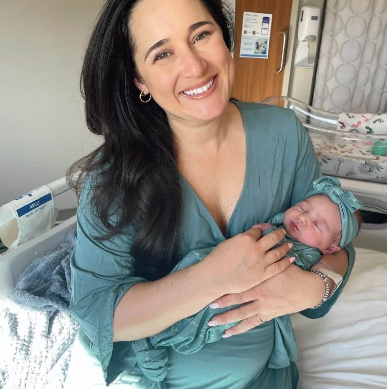 Weekend Deals to Make You Smile Bamboo Knit Maternity Robe | Solids