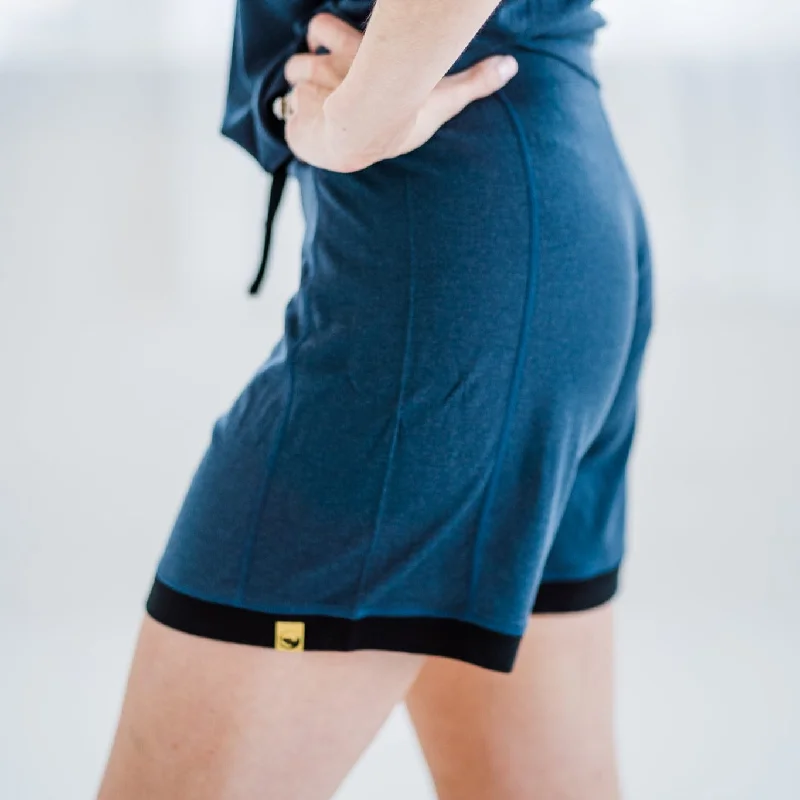 Weekend Deals That Impress Luna Short Sale Color