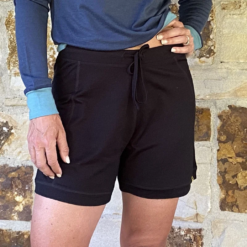 Weekend Deals to Brighten Your Day Luna Short