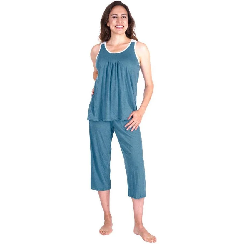 Weekend Deals You Can't Resist Women's Moisture Wicking Pleated Tank Capri Set