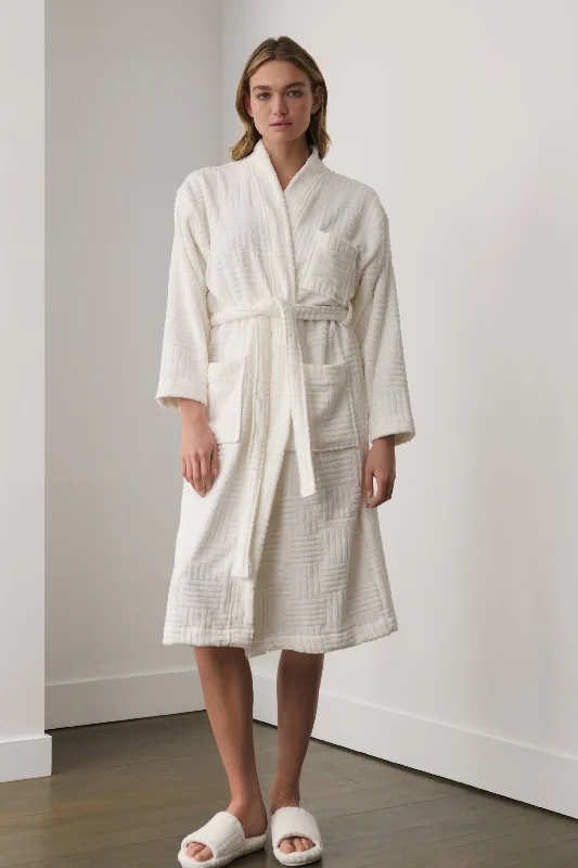 Weekend Offers That Delight Serenity Robe