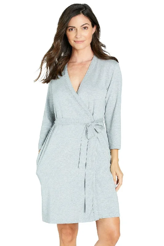 Quick Sale Three Quarter Sleeve Robe