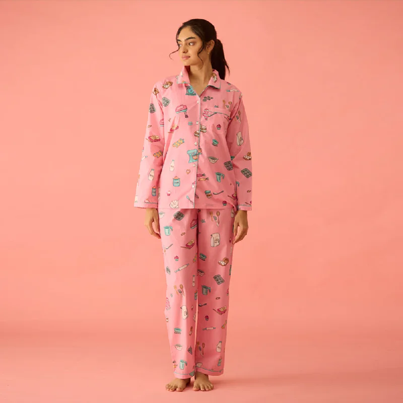 Weekend Savings Delight Women Baking Pajama Set
