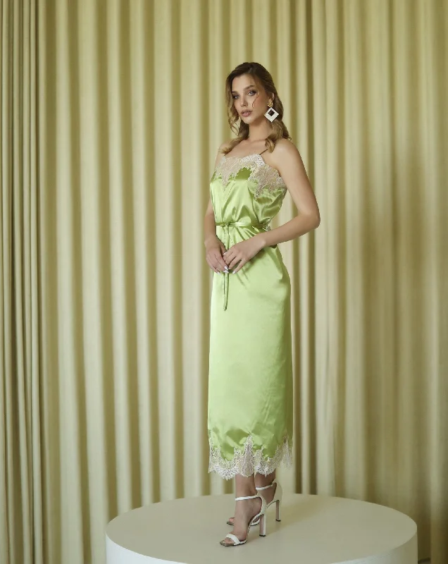 Weekend Specials to Celebrate Wrap Nightgown with Lace Embellishment