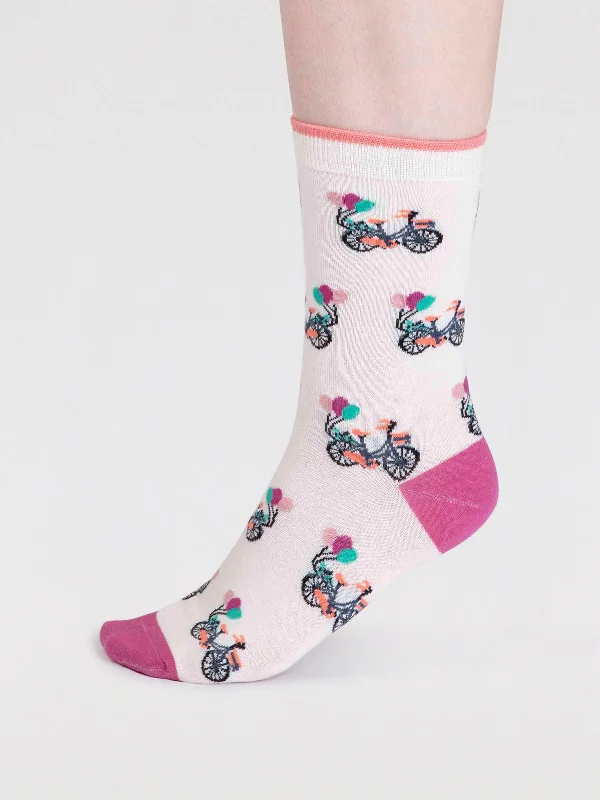 Sale Alert Akia Organic Cotton Bike Socks - Stone White