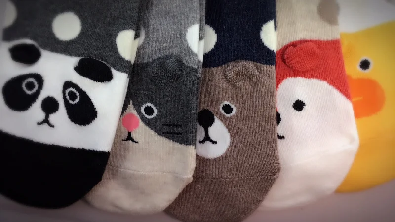 Overstock Sale Cute Animal Face Print | Womens Teen Girls | Ankle Socks | 5 Pairs (Big Dots)