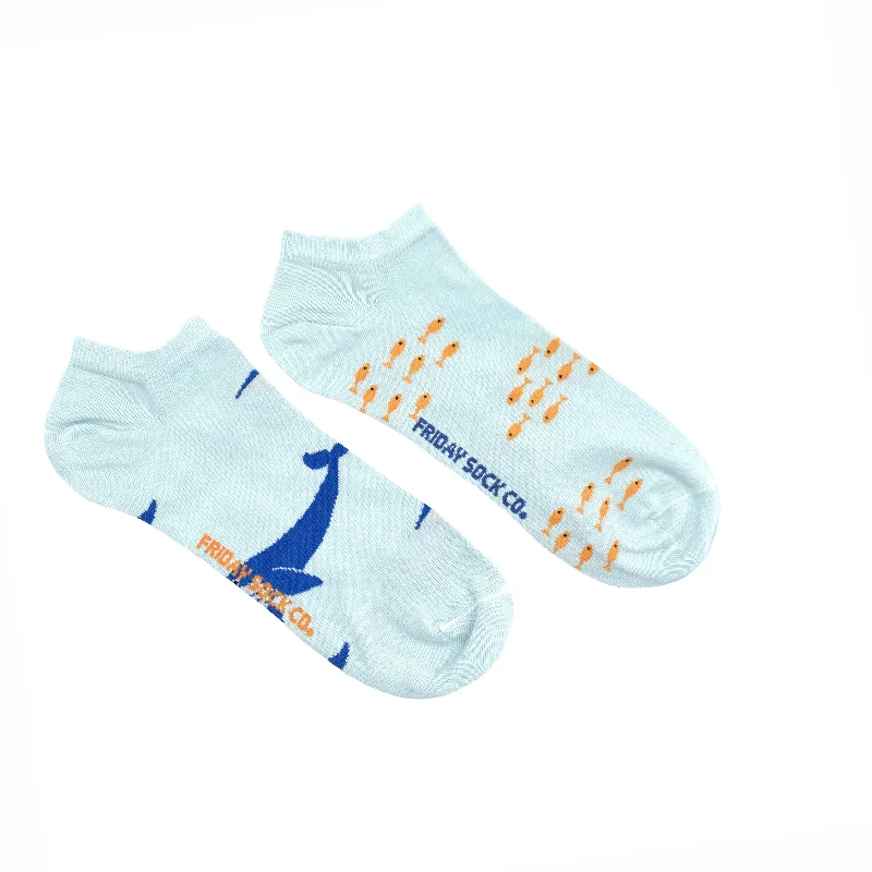 Weekend Savings Sensation Men's Fish & Blue Whale Ankle Socks