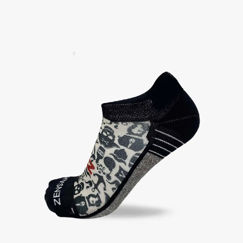 Weekend Wonders Await! Pirate Vibes Running Socks (No Show)