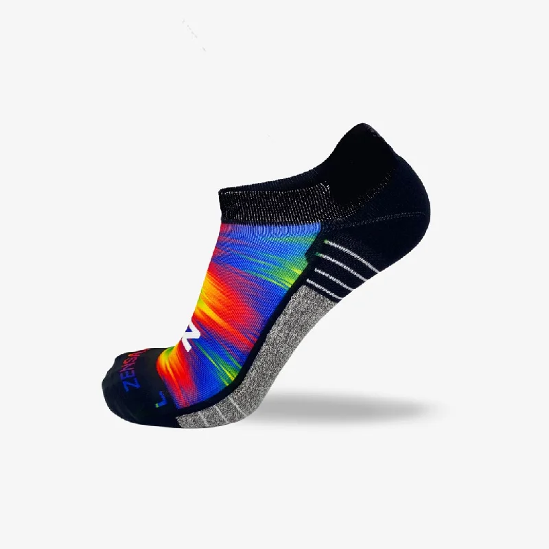 Celebrate the Weekend with Discounts Rainbow Gradient Running Socks (No Show)