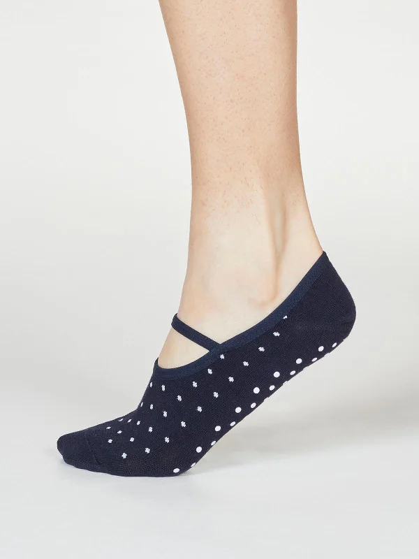 Exclusive Deal Thought SeaCell™  Essential Yoga & Pilates Socks - Black